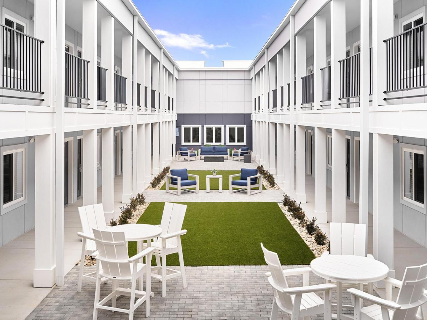 Stayapt Raleigh-durham/rtp Hotel